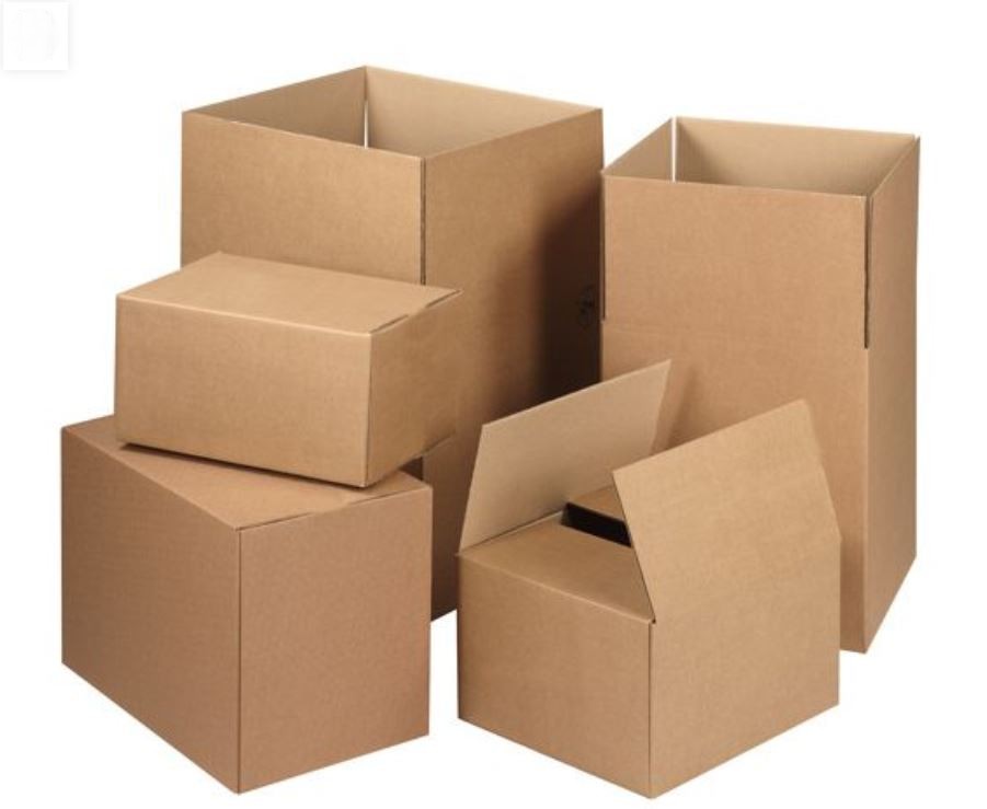Cajas de cartón corrugado de distintos tamaños, abiertas y cerradas